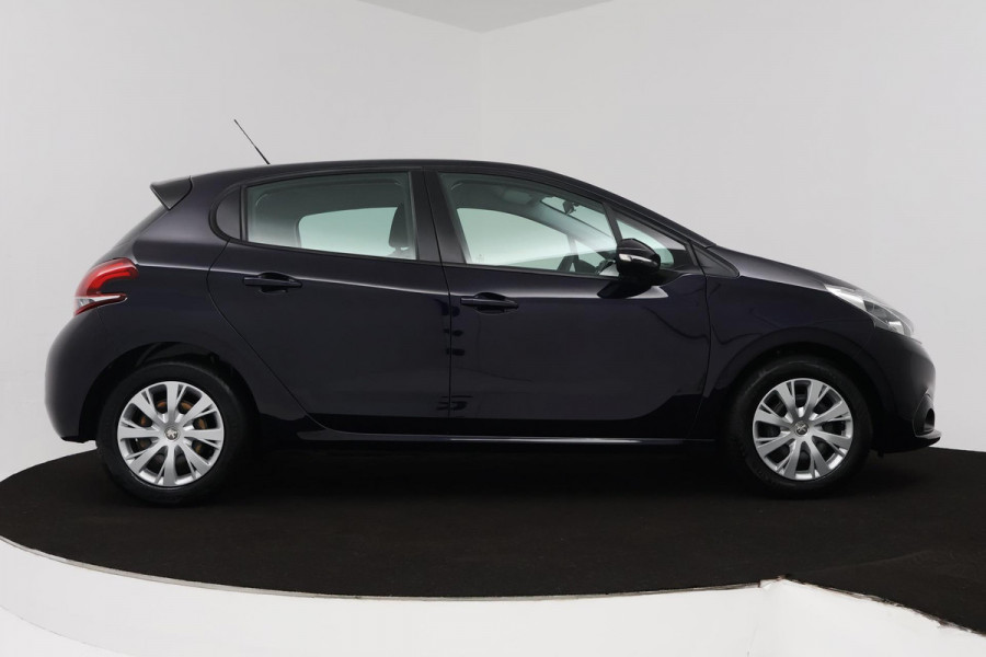 Peugeot 208 1.2 PureTech Blue Lease Active (PARKEERSENSOREN ACHTER, NAVIGATIE, BLUETOOTH, NL-AUTO, GOED ONDERHOUDEN)