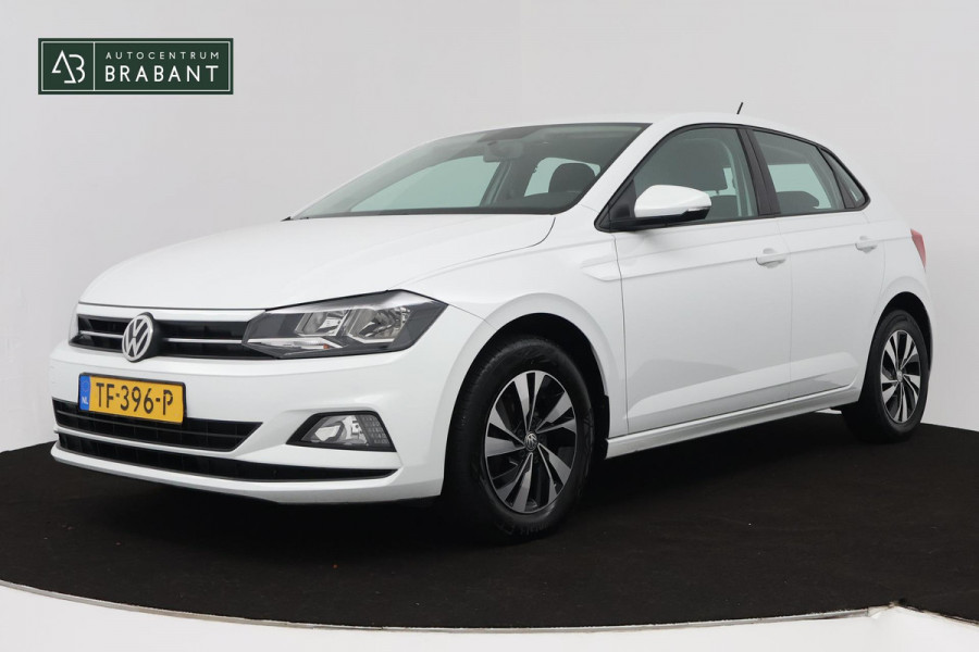Volkswagen Polo 1.0 TSI Comfortline (PARKEERSENSOREN, CRUISE ADAPTIEF, NAVIGATIE, CARPLAY, NL-AUTO, GOED ONDERHOUDEN)