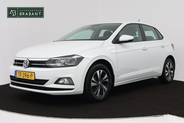 Volkswagen Polo 1.0 TSI Comfortline (PARKEERSENSOREN, CRUISE ADAPTIEF, NAVIGATIE, CARPLAY, NL-AUTO, GOED ONDERHOUDEN)