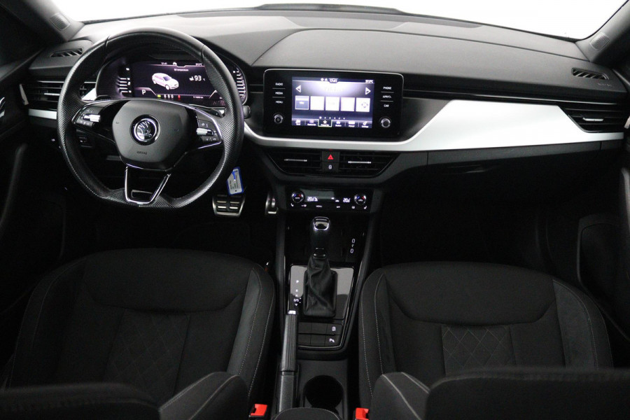 Škoda Kamiq 1.0 TSI Sport Business (STOELVERWARMING, CRUISE CONTROL, PARKEERSENSOREN, ACHTERUITRIJCAMERA, AUTOMAAT)
