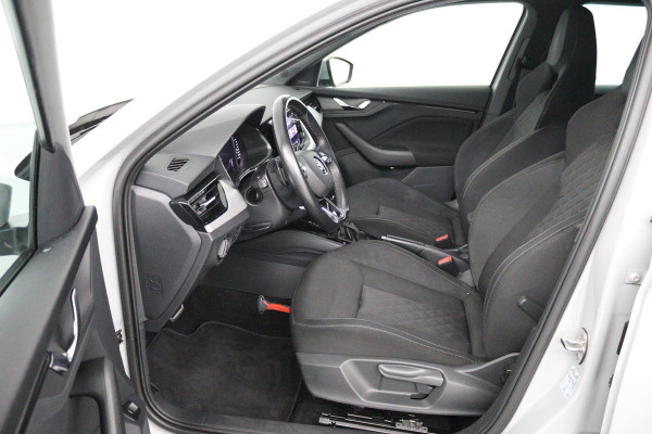 Škoda Kamiq 1.0 TSI Sport Business (STOELVERWARMING, CRUISE CONTROL, PARKEERSENSOREN, ACHTERUITRIJCAMERA, AUTOMAAT)
