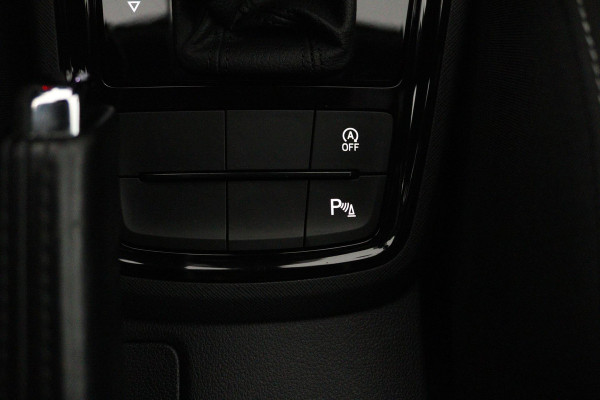 Škoda Kamiq 1.0 TSI Sport Business (STOELVERWARMING, CRUISE CONTROL, PARKEERSENSOREN, ACHTERUITRIJCAMERA, AUTOMAAT)