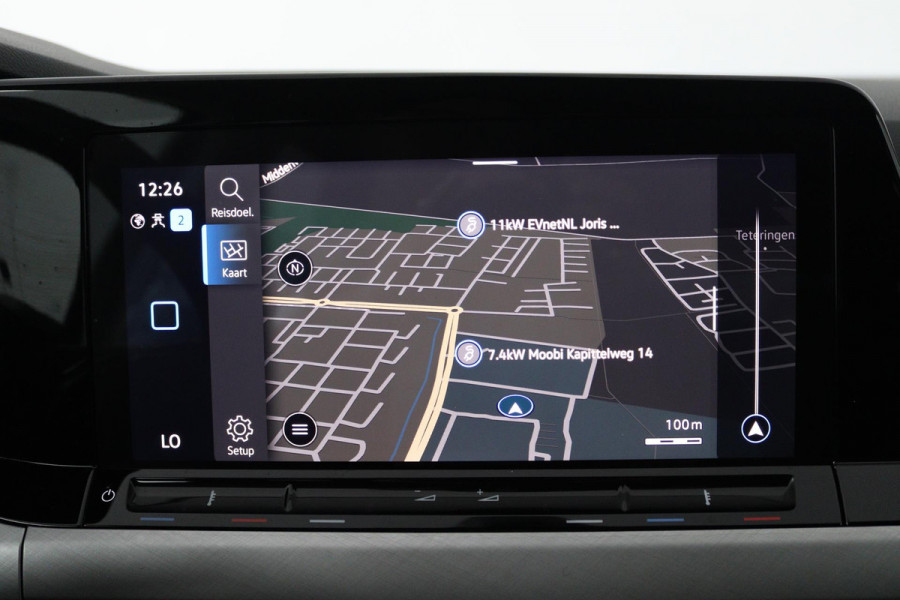 Volkswagen Golf 1.0 TSI Life (PARKEERSENSOREN, CRUISE CONTROL ADAPTIEF, NAVIGATIE, NL-AUTO)