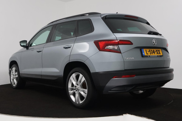 Škoda Karoq 1.5 TSI ACT Style Business (PANORAMADAK, CRUISE ADAPTIEF, PARKEERSENSOREN, STOELVERWARMING, NAVIGATIE, AUTOMAAT)