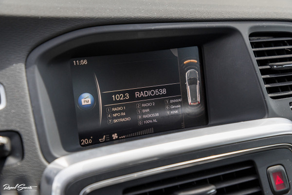 Volvo V60 1.5 T3 Momentum | Automaat | Cruise control | Keyless entry | Achterbank verwarmt | Trekhaak |