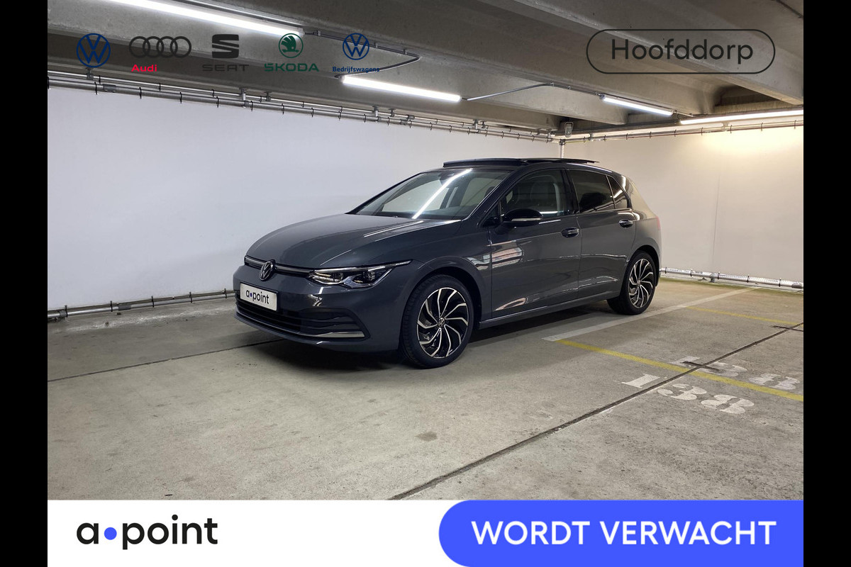 Volkswagen Golf 1.5 eTSI Life Active | 130 pk Automaat (DSG) | Navigatie | Panoramadak | Parkeersensoren (Park assist) | Achteruitrijcamera | Matrix LED koplampen | Volkswagen Golf 1.5 eTSI Life Active | 130 pk Automaat (DSG) | Navigatie | Panoramadak | Parkeersensoren (Park assist) | Achteruitrijcamera | Matrix LED koplampen |