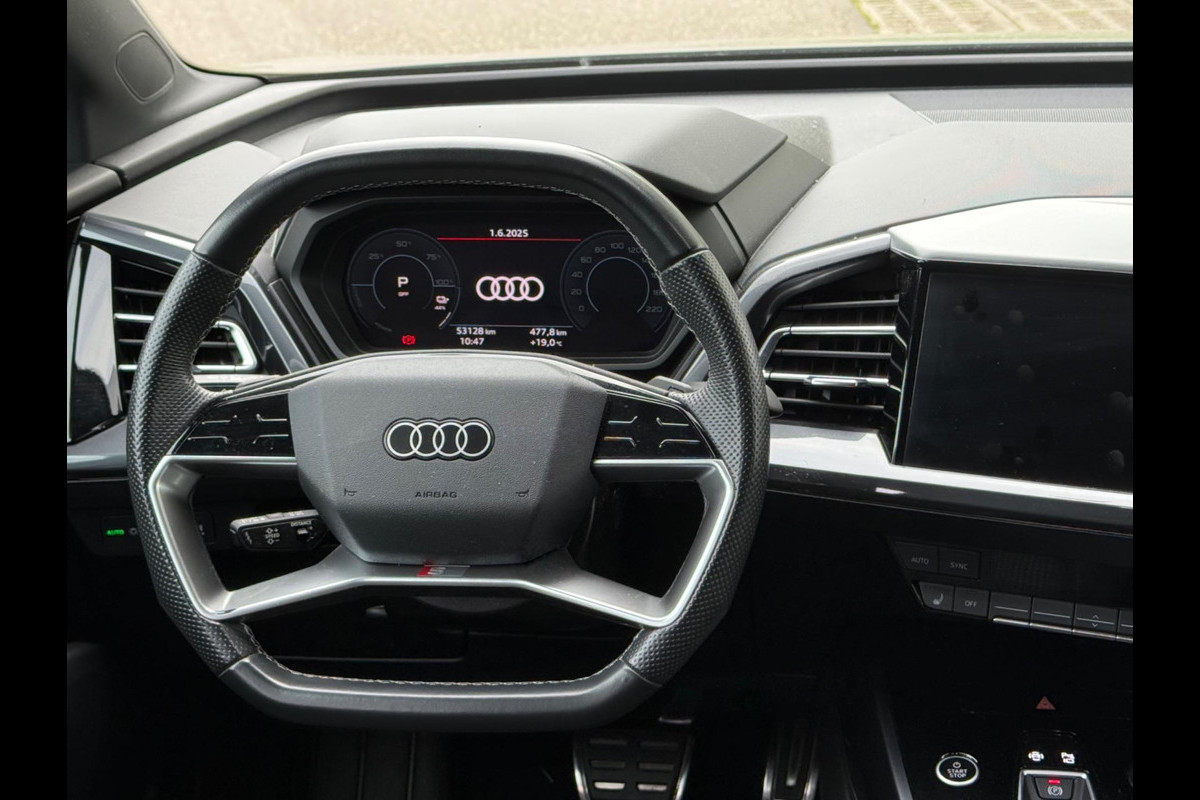 Audi Q4 e-tron 35 S edition 55 kWh, 2 x s-line, 21 inch, kieselgrijs, camera,1 e eigenaar. Nederlandse auto met nationale auto pas Audi Q4 e-tron 35 S edition 55 kWh, 2 x s-line, 21 inch, kieselgrijs, camera,1 e eigenaar. Nederlandse auto met nationale auto pas