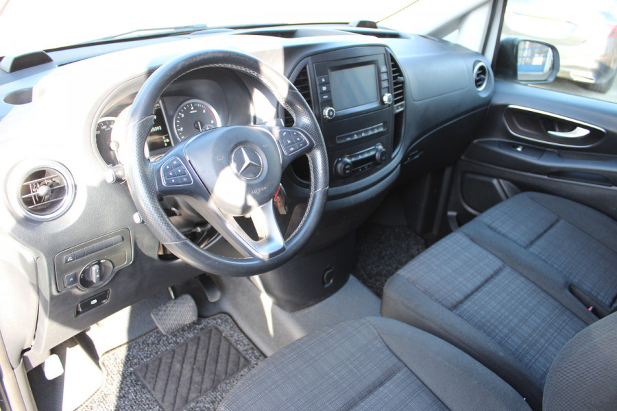 Mercedes-Benz Vito 114 CDI Lang 2500 kg Trekhaak, LED koplampen, Bumpers in kleur, Etc.