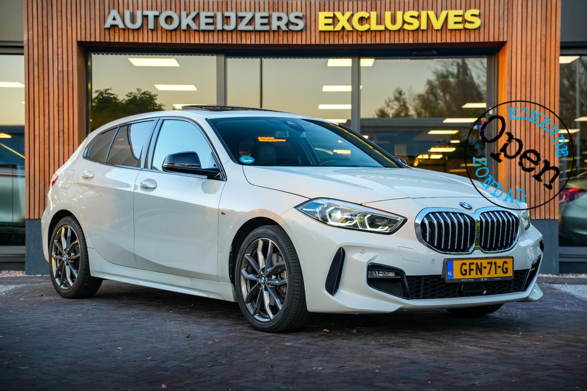 BMW 1-serie 118i Introduction Edition M Pakket Panodak Leer DAB+ Navigatie Stoel Stuurverw. BMW 1-serie 118i Introduction Edition M Pakket Panodak Leer DAB+ Navigatie Stoel Stuurverw.