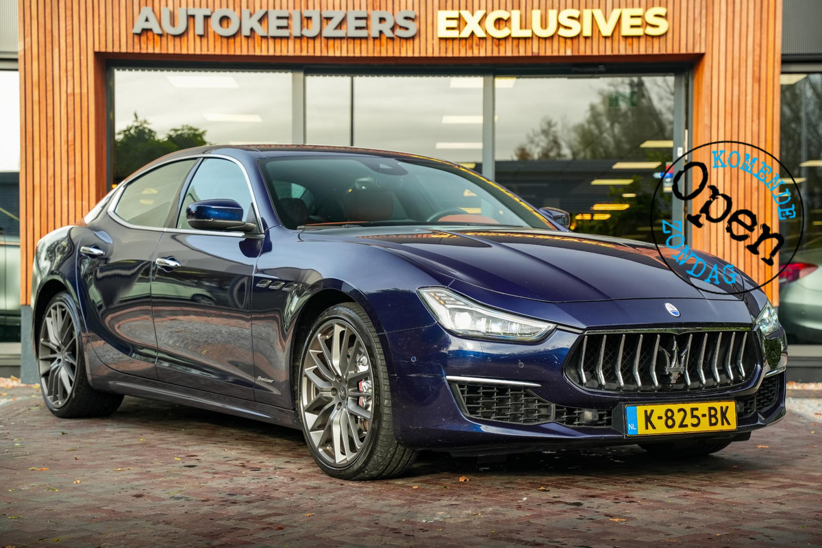 Maserati Ghibli 3.0 V6 GranLusso 21"LM Keyless Camera Maserati Ghibli 3.0 V6 GranLusso 21"LM Keyless Camera