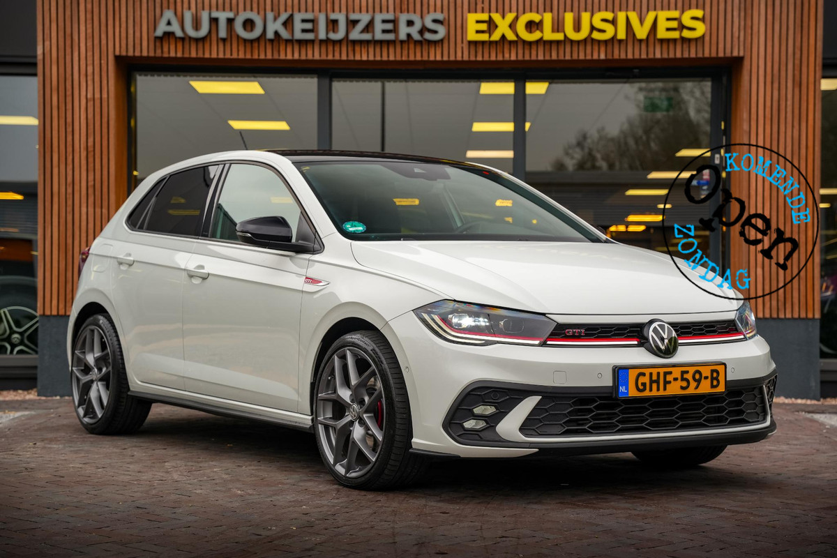 Volkswagen Polo 2.0 TSI GTI IQ Light Adapt. Cruise Beats Virtual Dash DAB+ Keyless 18''LM Facelift Volkswagen Polo 2.0 TSI GTI IQ Light Adapt. Cruise Beats Virtual Dash DAB+ Keyless 18''LM Facelift