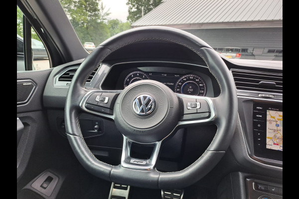 Volkswagen Tiguan 2.0 TSI 4Motion Highline R-line | LED | Pano | Trekhaak | Leder | Elek. klep | Virtual | LMV 20" | Camera | Vol |