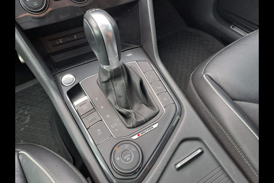 Volkswagen Tiguan 2.0 TSI 4Motion Highline R-line | LED | Pano | Trekhaak | Leder | Elek. klep | Virtual | LMV 20" | Camera | Vol |