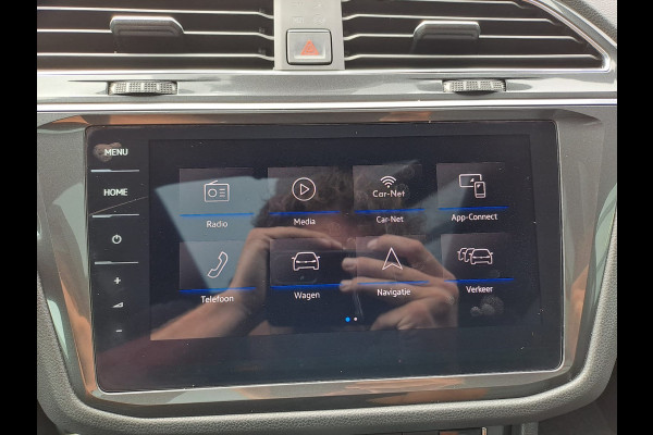 Volkswagen Tiguan 2.0 TSI 4Motion Highline R-line | LED | Pano | Trekhaak | Leder | Elek. klep | Virtual | LMV 20" | Camera | Vol |