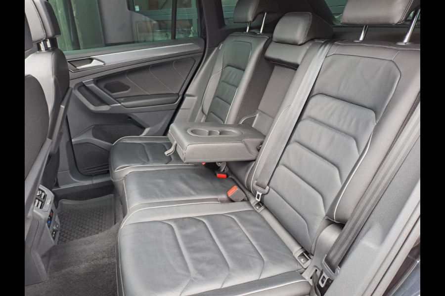 Volkswagen Tiguan 2.0 TSI 4Motion Highline R-line | LED | Pano | Trekhaak | Leder | Elek. klep | Virtual | LMV 20" | Camera | Vol |