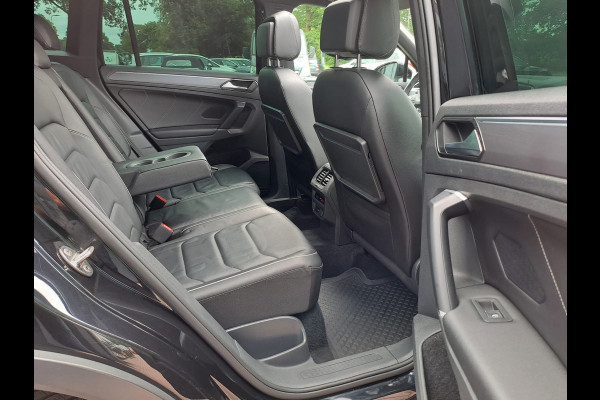 Volkswagen Tiguan 2.0 TSI 4Motion Highline R-line | LED | Pano | Trekhaak | Leder | Elek. klep | Virtual | LMV 20" | Camera | Vol |