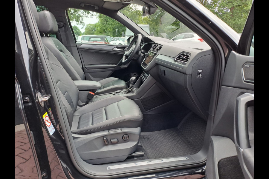 Volkswagen Tiguan 2.0 TSI 4Motion Highline R-line | LED | Pano | Trekhaak | Leder | Elek. klep | Virtual | LMV 20" | Camera | Vol |