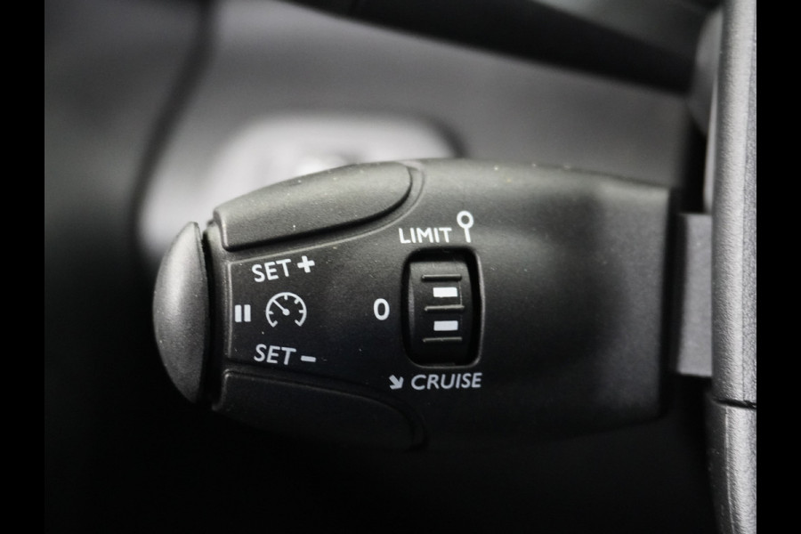 Citroën Berlingo 1.6HDI Club Trekhaak Imperiaal Apple Carplay Android Auto Navi Airco Cruise Control Pdc Betonplex Lat om Lat Schuifdeur Achterdeuren met raam Bluetooth 1e Eigenaar EURO 5 M