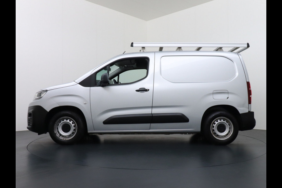 Citroën Berlingo 1.6HDI Club Trekhaak Imperiaal Apple Carplay Android Auto Navi Airco Cruise Control Pdc Betonplex Lat om Lat Schuifdeur Achterdeuren met raam Bluetooth 1e Eigenaar EURO 5 M