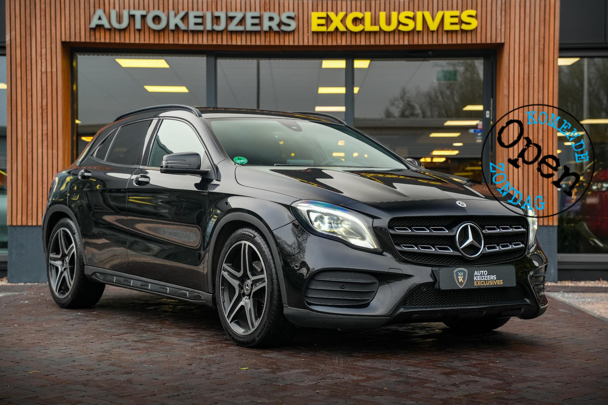 Mercedes-Benz GLA GLA 180 Night pakket Automaat Mercedes-Benz GLA GLA 180 Night pakket Automaat