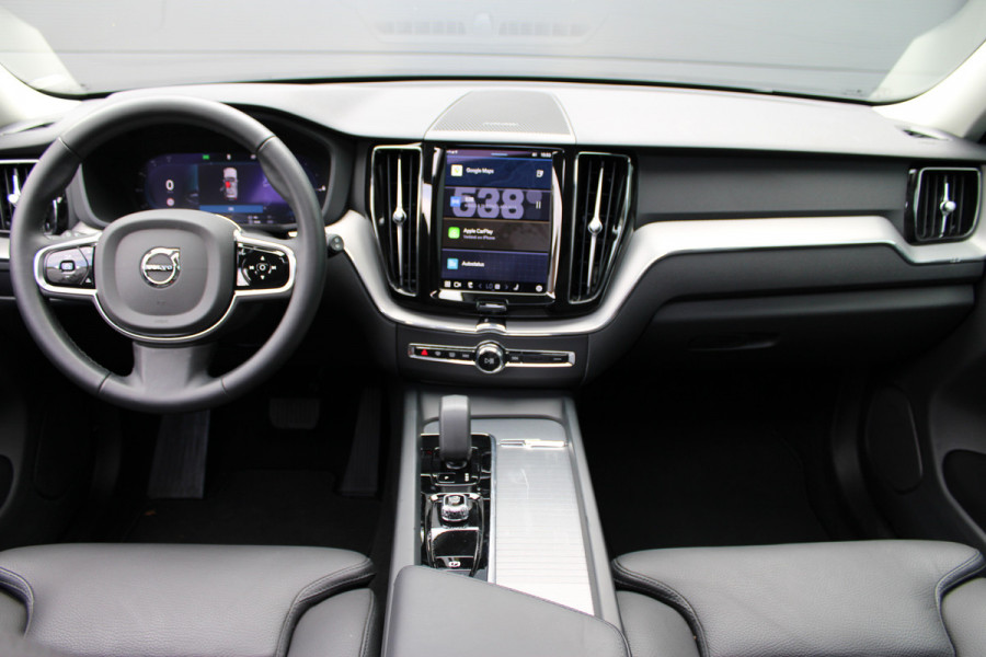 Volvo XC60 2.0 T8 Plug-in hybrid AWD Plus Dark | Luchtvering | 360 | H&K | Trekhaak