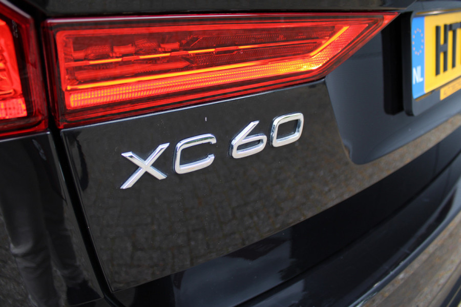 Volvo XC60 2.0 T8 Plug-in hybrid AWD Plus Dark | Luchtvering | 360 | H&K | Trekhaak