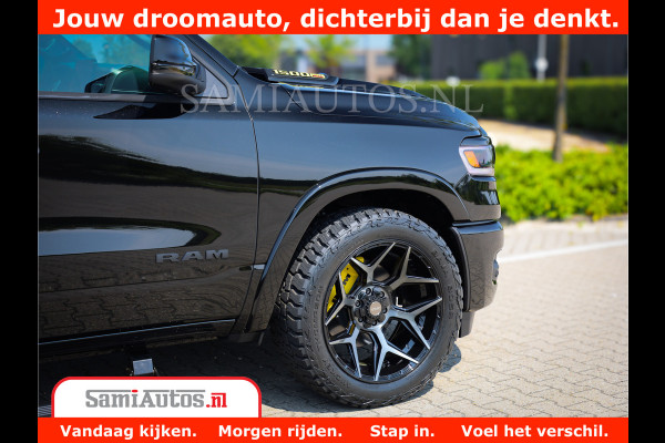Dodge Ram 1500 Limited Night High Output 540HP 706Nm | Massage + Full Option | De Meest Luxe en Volle Pick-Up in zijn Klasse | Comfortabele Dubbele Cabine met Royale 5 Zitplaatsen | BPM vrij | Nu Leverbaar uit Voorraad | Voorraad Nr 2327 - 5407