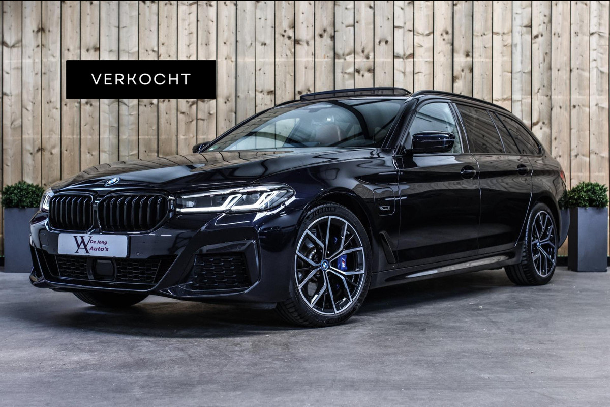 BMW 5 Serie Touring 530e M-Sport *Pano*Stoelventilatie*Individual Leder* BMW 5 Serie Touring 530e M-Sport *Pano*Stoelventilatie*Individual Leder*