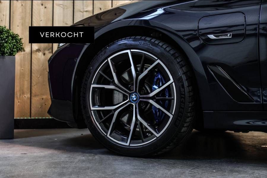 BMW 5 Serie Touring 530e M-Sport *Pano*Stoelventilatie*Individual Leder*