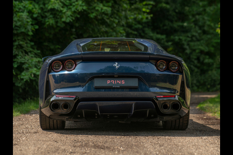 Ferrari 812 Superfast | Atelier Car | Blu Swaters | Veel alcantara! | Lift | JBL | Carbon Driver Zone | Briljante configuratie