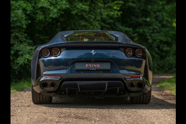 Ferrari 812 Superfast | Atelier Car | Blu Swaters | Veel alcantara! | Lift | JBL | Carbon Driver Zone | Briljante configuratie