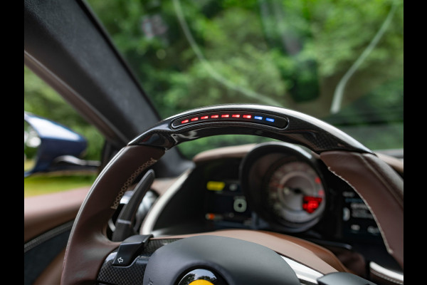 Ferrari 812 Superfast | Atelier Car | Blu Swaters | Veel alcantara! | Lift | JBL | Carbon Driver Zone | Briljante configuratie