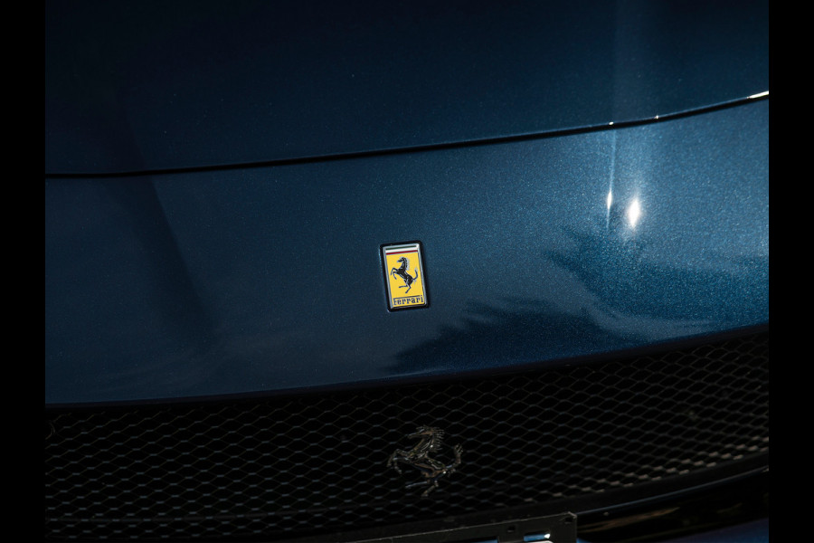 Ferrari 812 Superfast | Atelier Car | Blu Swaters | Veel alcantara! | Lift | JBL | Carbon Driver Zone | Briljante configuratie