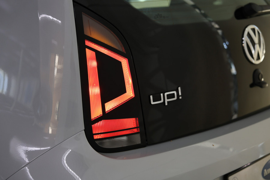 Volkswagen up! 1.0 BMT high up!