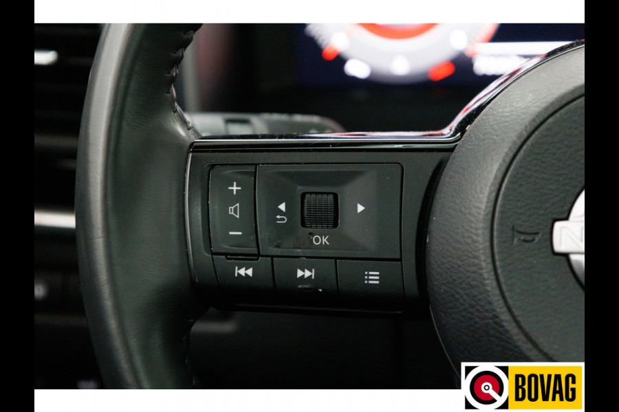 Nissan QASHQAI 1.3 MHEV Tekna Design Pack 141 PK | Pano | 360 Camera | Elec. klep | Adap. cruise | Headup display | Draadloze lader, automatisch inparkeren, dode hoek detectie, zwarte hemel