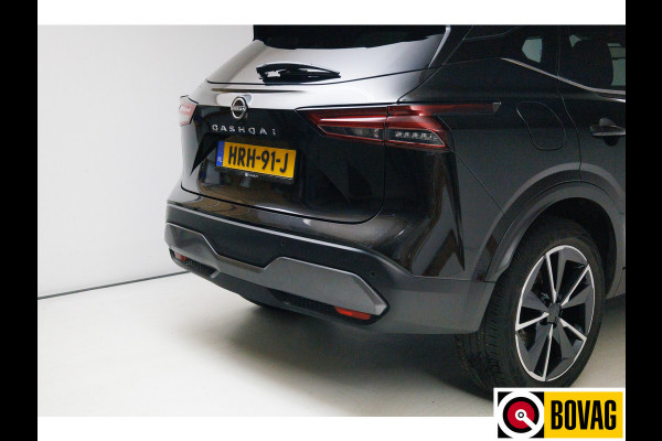 Nissan QASHQAI 1.3 MHEV Tekna Design Pack 141 PK | Pano | 360 Camera | Elec. klep | Adap. cruise | Headup display | Draadloze lader, automatisch inparkeren, dode hoek detectie, zwarte hemel