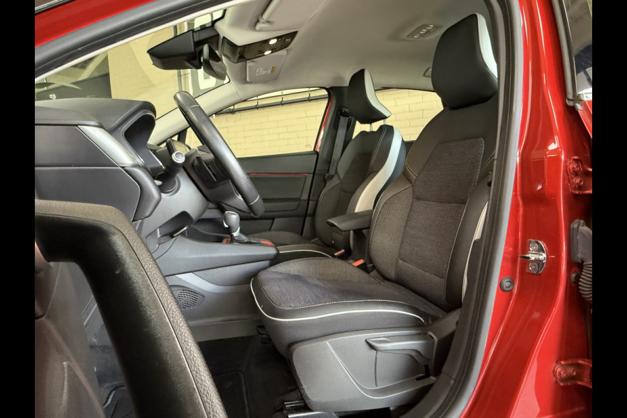 Renault Captur 1.3 TCe 130 Intens | Navi | ACC | Blindspot | Clima | Stoelverwarming | 100% Onderhouden! TOPSTAAT.