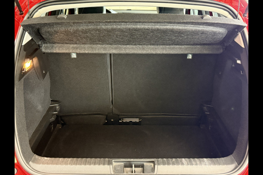 Renault Captur 1.3 TCe 130 Intens | Navi | ACC | Blindspot | Clima | Stoelverwarming | 100% Onderhouden! TOPSTAAT.