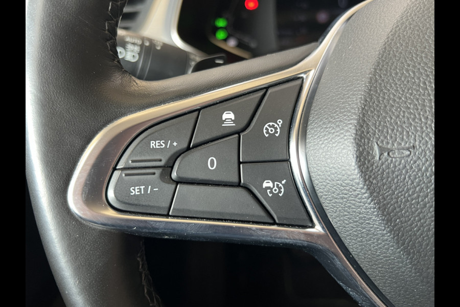Renault Captur 1.3 TCe 155Pk Intens | Groot Navi | ACC | Blindspot | Camera | 17" | PDC V+A 100% Dealer onderhouden!