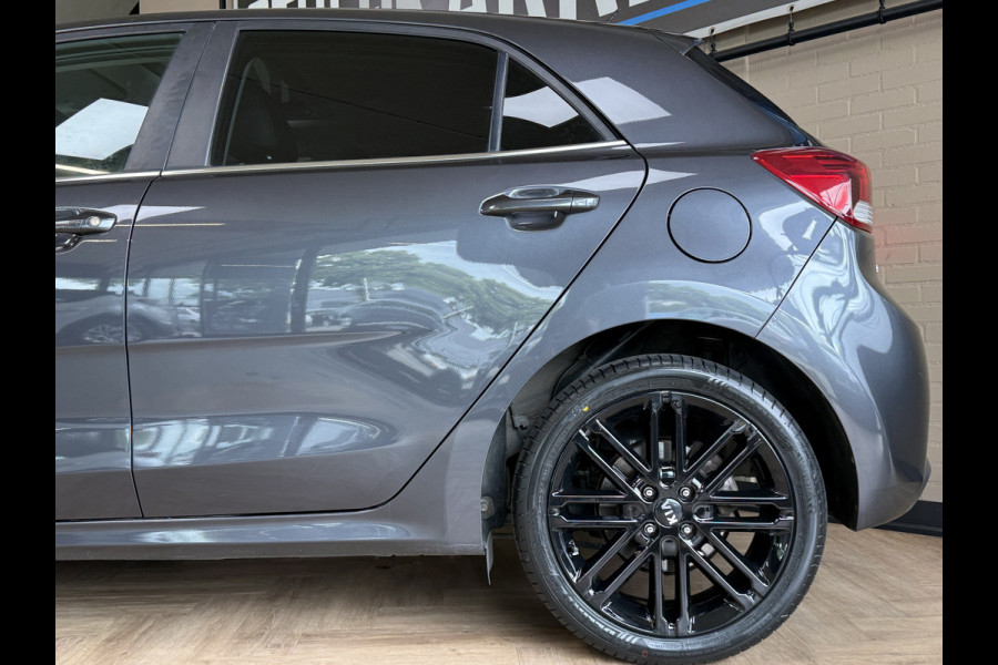 Kia Rio 1.0 TGDI 120pk | Platinum Edition | VERKOCHT! Navi | Camera | Leder | Pano | 17"| Stoel & Stuur Verwarming | Volledig onderhouden!