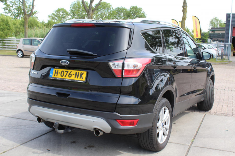Ford Kuga 1.5 EcoBoost Titanium prijs is incl btw CAMERA TREKHAAK VERWARMBARE STOELEN MULTIMEDIA