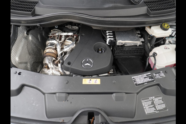 Mercedes-Benz Vito 116CDI 164PK Lang Navi PDC-v+a Camera ParkAssist Trekhaak Airco-CruiseC. Regen-Lichtsensor Bluetooth Schuifdeur Betonplex vloer Wandbetimmering + LedVerlichte-laadruim Dimlicht-Assist Tempmatik Warmtewerend-Glas Elektr-Spiegels+Verwarmd  2.000kg Trekvermogen 1e Eigenaar Nwe Model BlueTec gen 3  EURO 6 CI
