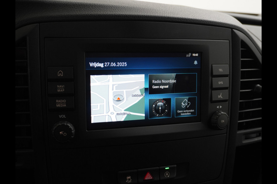 Mercedes-Benz Vito 116CDI 164PK Lang Navi PDC-v+a Camera ParkAssist Trekhaak Airco-CruiseC. Regen-Lichtsensor Bluetooth Schuifdeur Betonplex vloer Wandbetimmering + LedVerlichte-laadruim Dimlicht-Assist Tempmatik Warmtewerend-Glas Elektr-Spiegels+Verwarmd  2.000kg Trekvermogen 1e Eigenaar Nwe Model BlueTec gen 3  EURO 6 CI