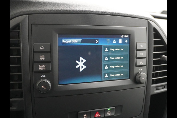 Mercedes-Benz Vito 116CDI 164PK Lang Navi PDC-v+a Camera ParkAssist Trekhaak Airco-CruiseC. Regen-Lichtsensor Bluetooth Schuifdeur Betonplex vloer Wandbetimmering + LedVerlichte-laadruim Dimlicht-Assist Tempmatik Warmtewerend-Glas Elektr-Spiegels+Verwarmd  2.000kg Trekvermogen 1e Eigenaar Nwe Model BlueTec gen 3  EURO 6 CI