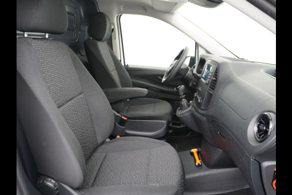 Mercedes-Benz Vito 116CDI 164PK Lang Navi PDC-v+a Camera ParkAssist Trekhaak Airco-CruiseC. Regen-Lichtsensor Bluetooth Schuifdeur Betonplex vloer Wandbetimmering + LedVerlichte-laadruim Dimlicht-Assist Tempmatik Warmtewerend-Glas Elektr-Spiegels+Verwarmd  2.000kg Trekvermogen 1e Eigenaar Nwe Model BlueTec gen 3  EURO 6 CI