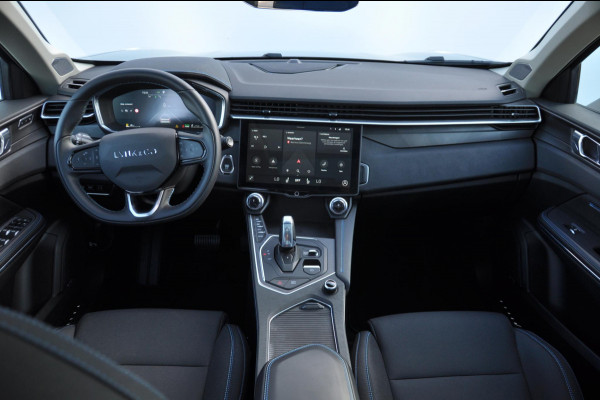 Lynk & Co 01 1.5 Lynk & Co 01 / 360 camera / Adaptieve cruise control/ Elektrische stoelen/ BLIS/ Stoelverwarming/ Elektrische achterklep/ Climate control/ Parkeersensoren met camera/ Regensensor/ Keyless entry
