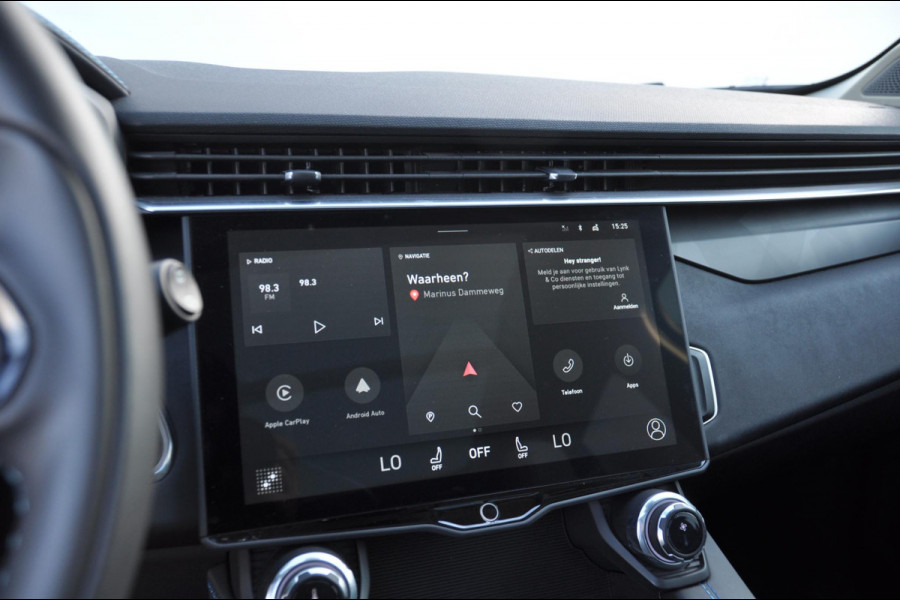 Lynk & Co 01 1.5 Lynk & Co 01 / 360 camera / Adaptieve cruise control/ Elektrische stoelen/ BLIS/ Stoelverwarming/ Elektrische achterklep/ Climate control/ Parkeersensoren met camera/ Regensensor/ Keyless entry