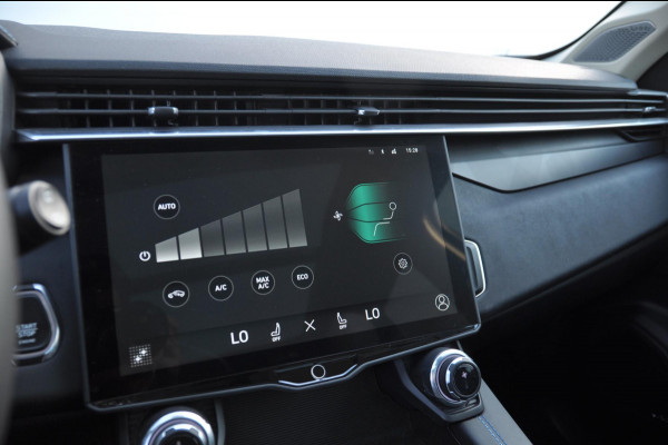 Lynk & Co 01 1.5 Lynk & Co 01 / 360 camera / Adaptieve cruise control/ Elektrische stoelen/ BLIS/ Stoelverwarming/ Elektrische achterklep/ Climate control/ Parkeersensoren met camera/ Regensensor/ Keyless entry