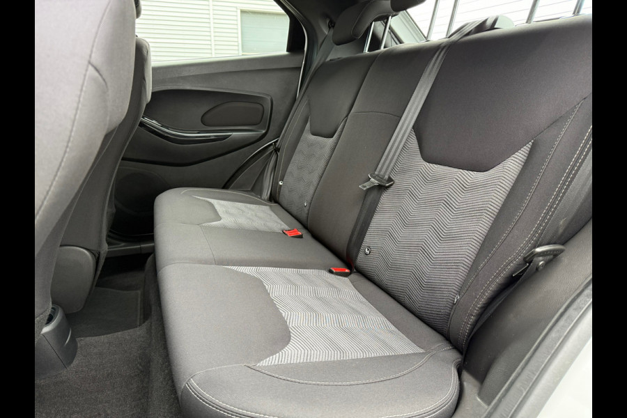 Ford Ka+ 1.2 Trend Ultimate - Airco - Parkeerhulp - Org.NL
