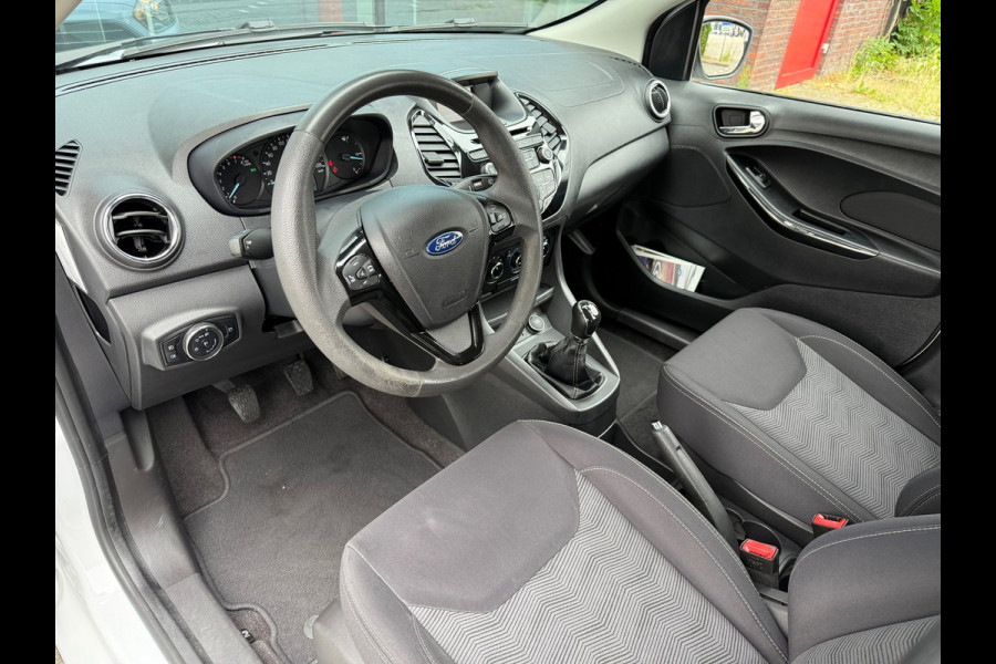 Ford Ka+ 1.2 Trend Ultimate - Airco - Parkeerhulp - Org.NL
